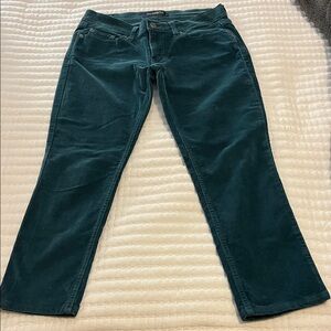 New Women’s Levi’s Cropped Corduroy Pants